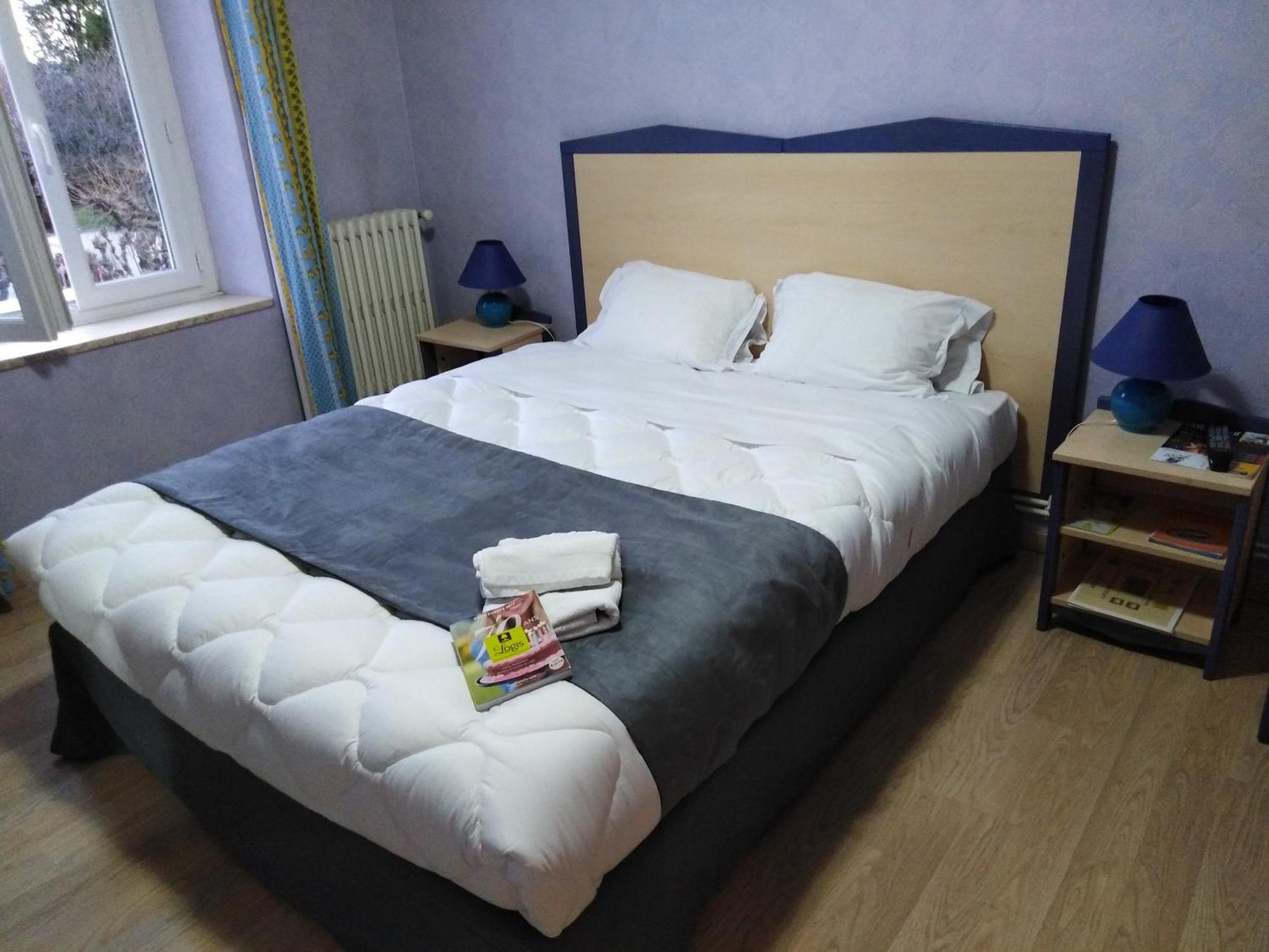 Logis Hotel Des Voyageurs Restaurant La Bonne Tabl'Hay Livron-sur-Drôme Zewnętrze zdjęcie