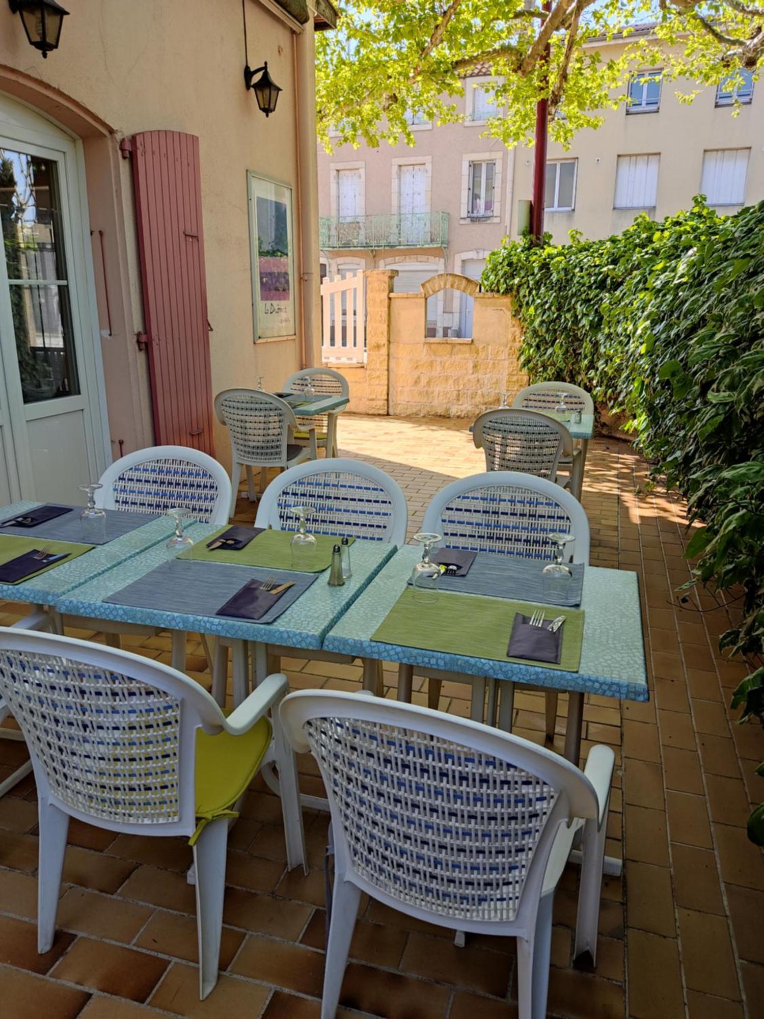 Logis Hotel Des Voyageurs Restaurant La Bonne Tabl'Hay Livron-sur-Drôme Zewnętrze zdjęcie