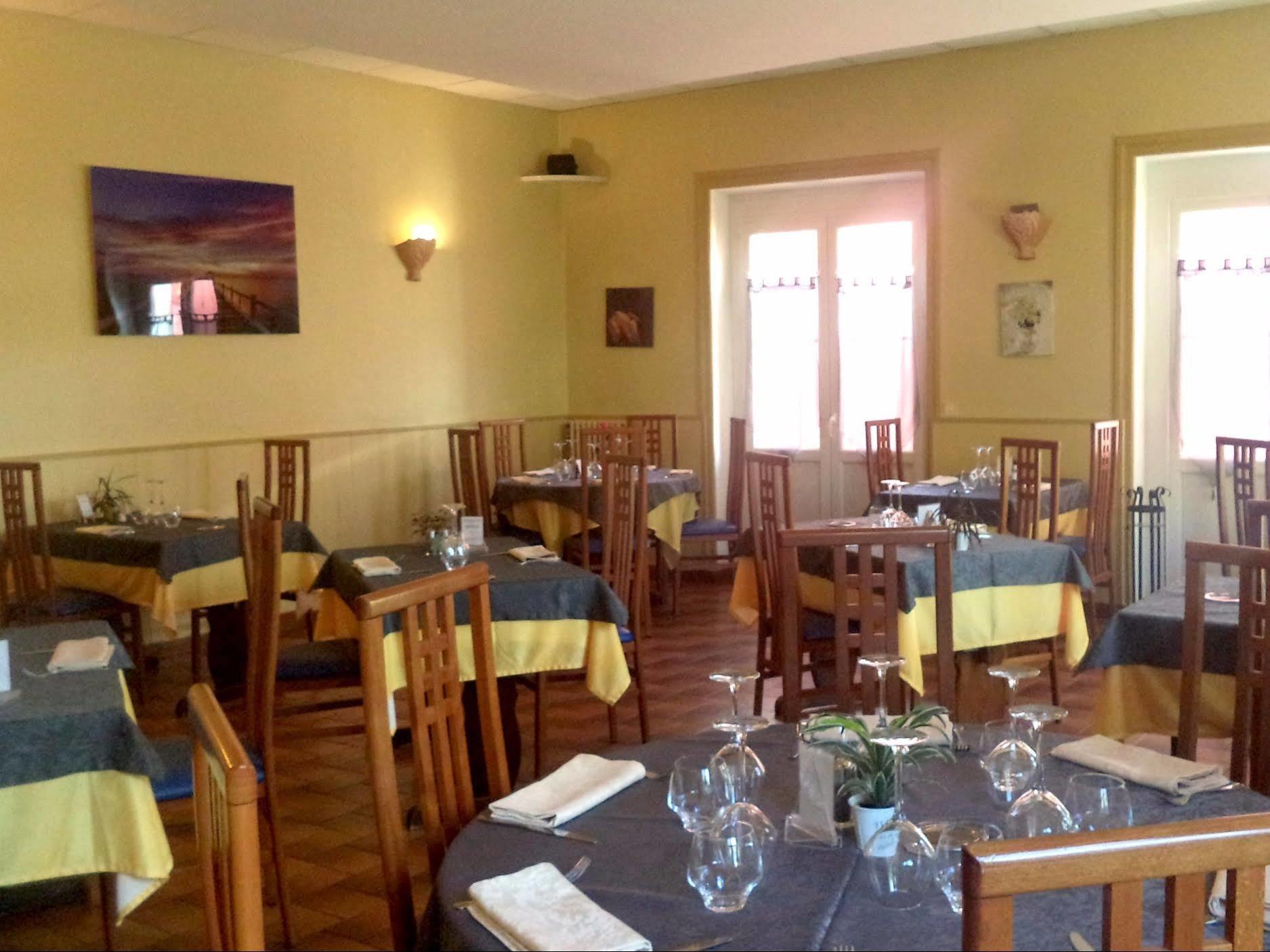 Logis Hotel Des Voyageurs Restaurant La Bonne Tabl'Hay Livron-sur-Drôme Zewnętrze zdjęcie